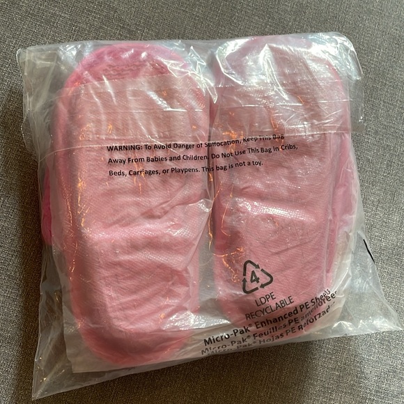 Wondershop Pink Oh What Fun Christmas Holiday Slippers - Picture 8 of 8